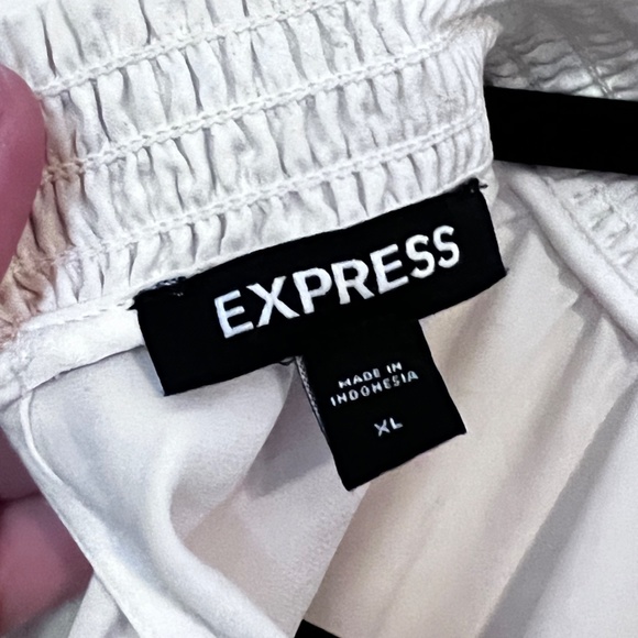 White Blouse with flutter sleeve - Picture 6 of 6